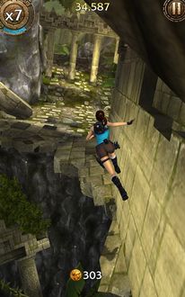 Lara Croft Relic Run